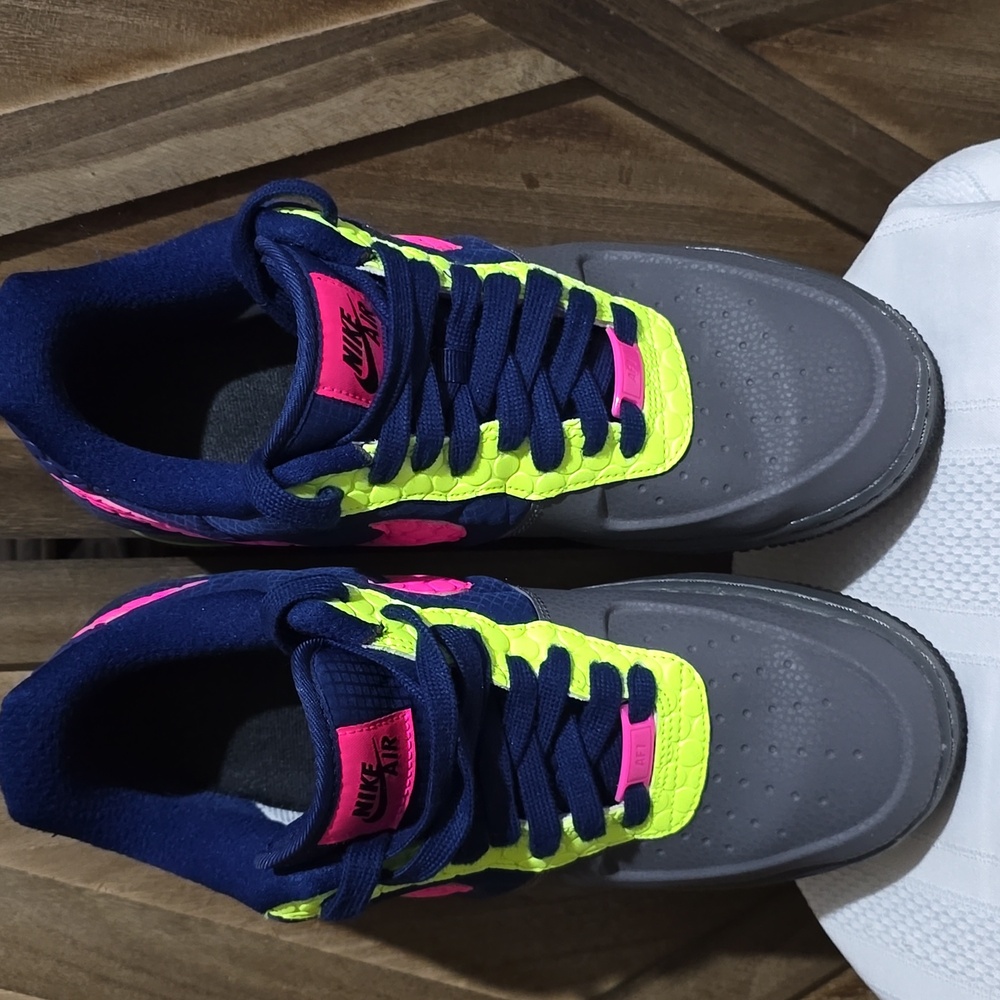 NWOB Nike AF1 "By You" Low 3M Thinsulate Neon Pink Green Blue Gray Womens Sz. 10 - Picture 3 of 8